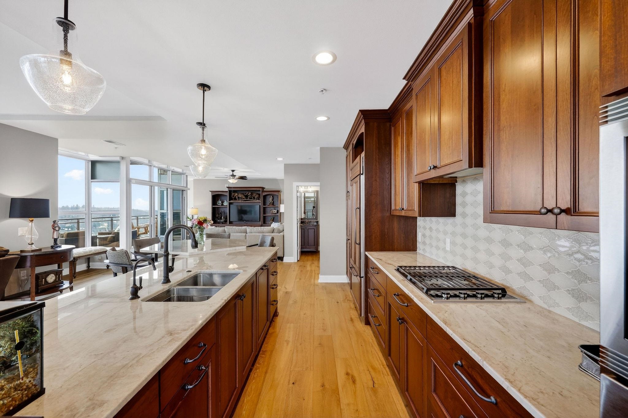625 North Segoe Road, Unit 900 Madison, WI 53705 - Photo 15 of 57