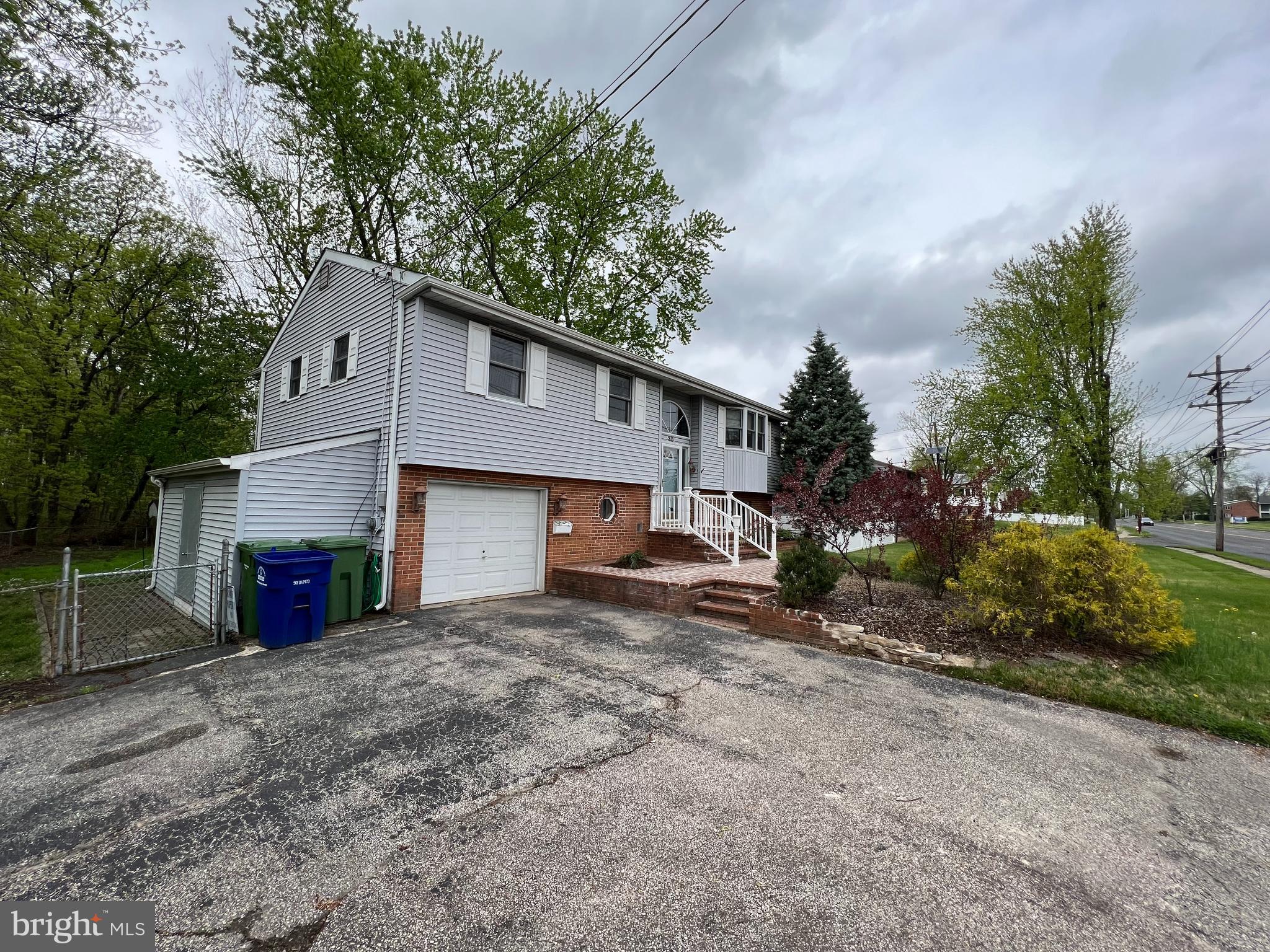 30 North Maple Avenue Marlton, NJ 08053 - Photo 30 of 33 Driveway/Garage