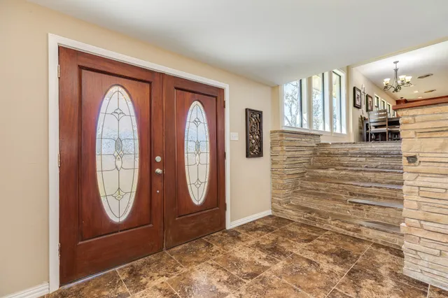 $499,900 | 504 West Highway 332 West, Lake Jackson, TX 77566