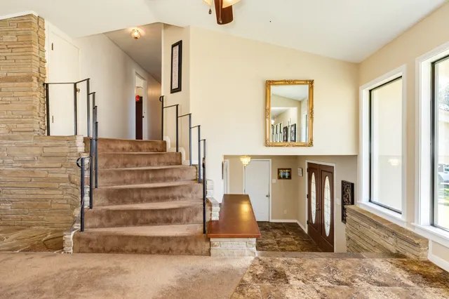 $499,900 | 504 West Highway 332 West, Lake Jackson, TX 77566