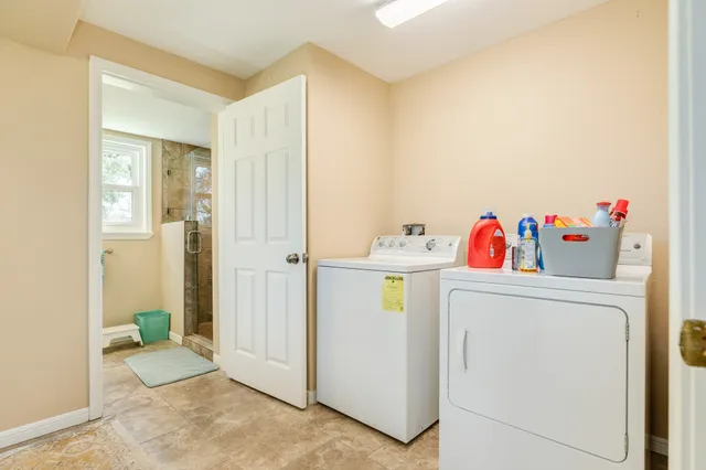 $499,900 | 504 West Highway 332 West, Lake Jackson, TX 77566