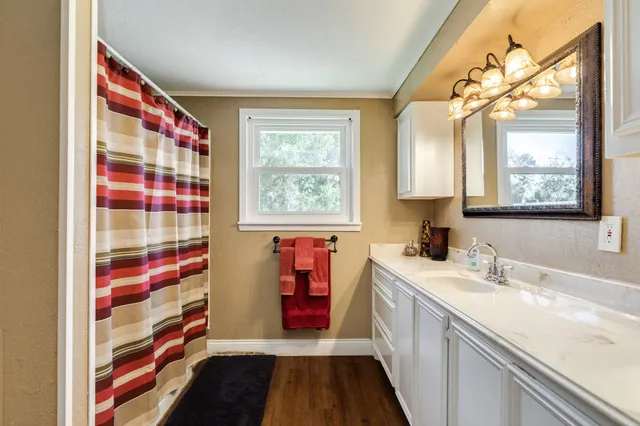 $499,900 | 504 West Highway 332 West, Lake Jackson, TX 77566