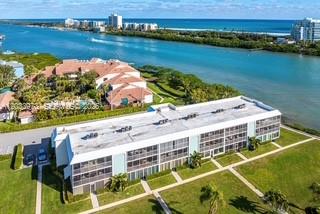 100 Waterway Road, Unit A306 Tequesta, FL 33469 - Photo 9 of 36