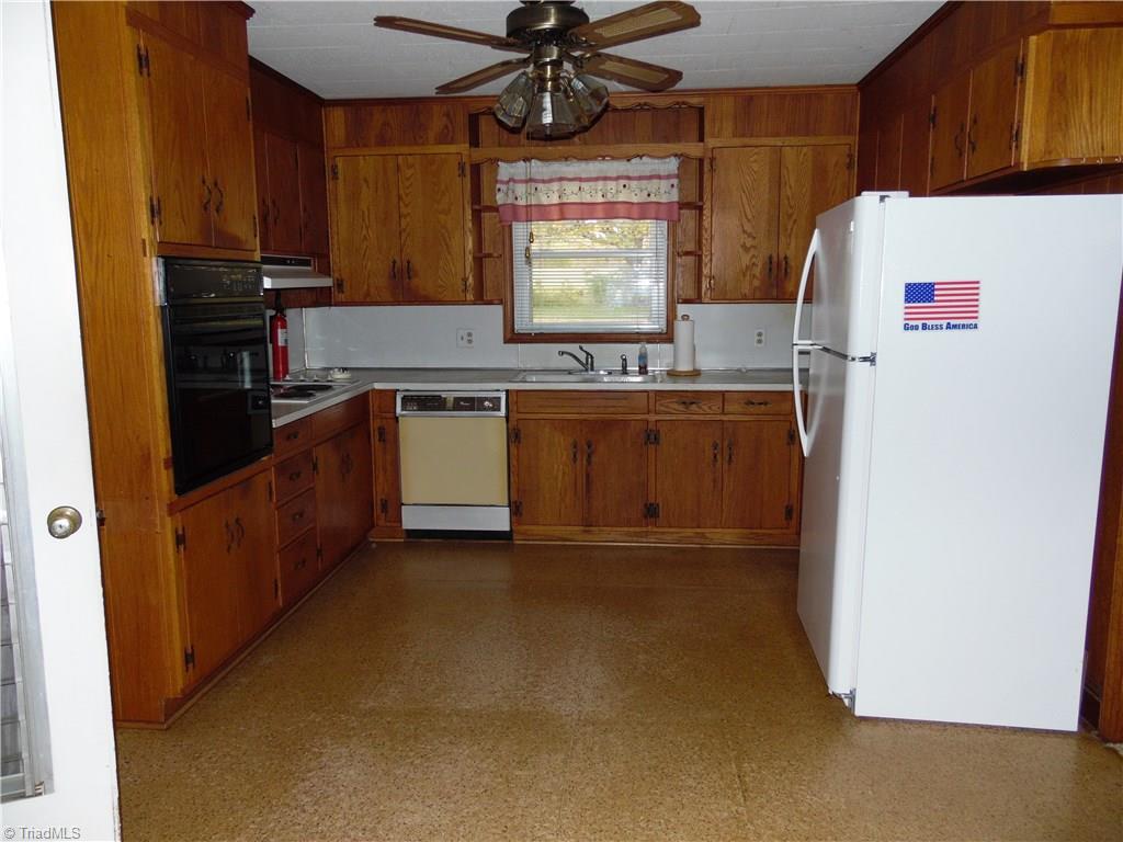 10759 Park Springs Road Ruffin, NC 27326 - Photo 4 of 10 Gallery Image 4