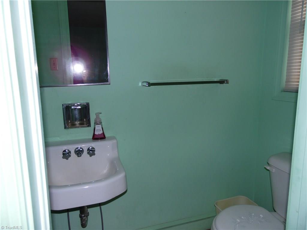 10759 Park Springs Road Ruffin, NC 27326 - Photo 7 of 10 Gallery Image 7