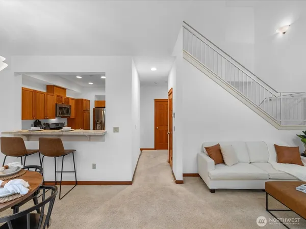 $610,000 | 18410 36th Avenue West, Unit C, Lynnwood, WA 98037