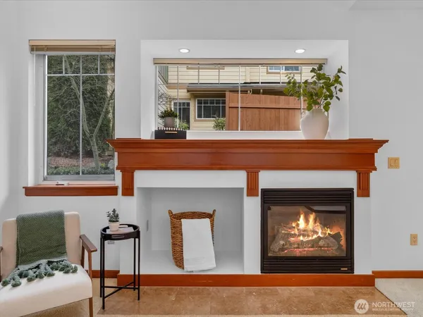 $610,000 | 18410 36th Avenue West, Unit C, Lynnwood, WA 98037
