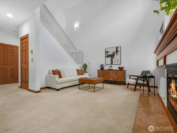 $610,000 | 18410 36th Avenue West, Unit C, Lynnwood, WA 98037