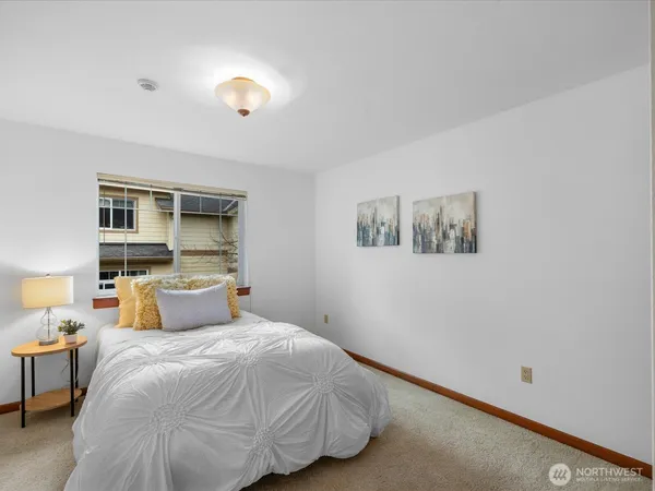 $610,000 | 18410 36th Avenue West, Unit C, Lynnwood, WA 98037