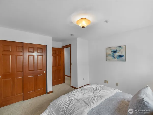 $610,000 | 18410 36th Avenue West, Unit C, Lynnwood, WA 98037