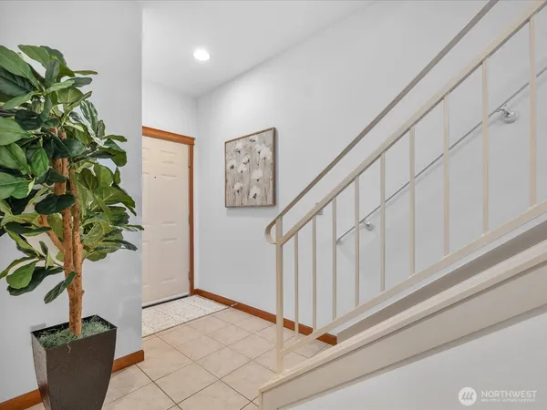 $610,000 | 18410 36th Avenue West, Unit C, Lynnwood, WA 98037