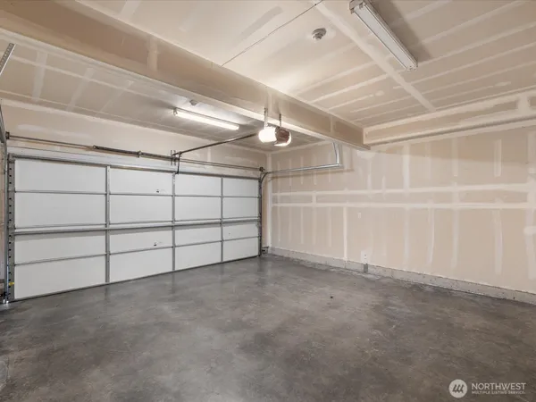 $610,000 | 18410 36th Avenue West, Unit C, Lynnwood, WA 98037