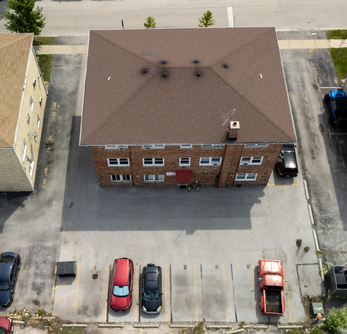 7048 O'Connell Drive, Unit 3W Chicago Ridge, IL 60415 - Photo 9 of 22