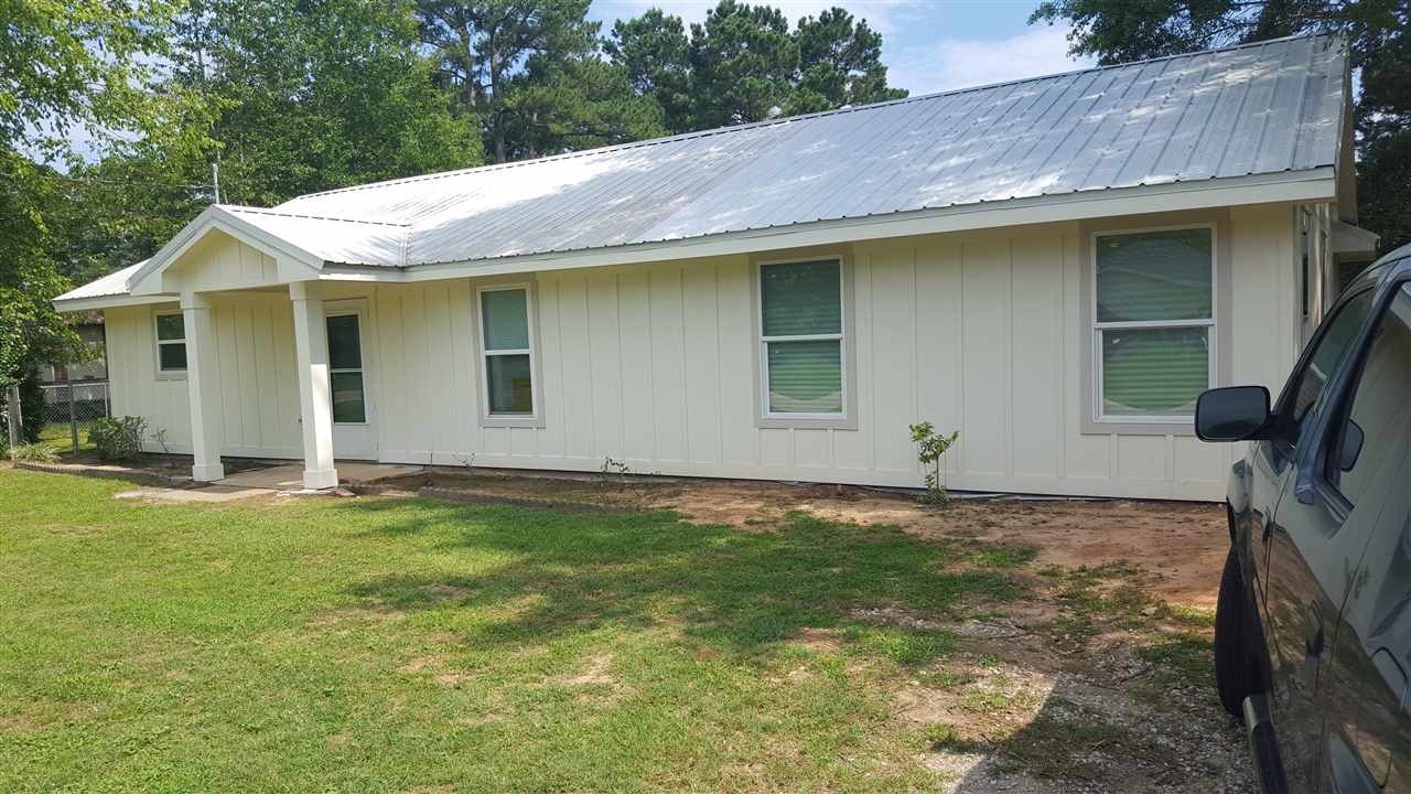 15398 Sunray Court Foley, AL 36535 - Photo 2 of 16 Front