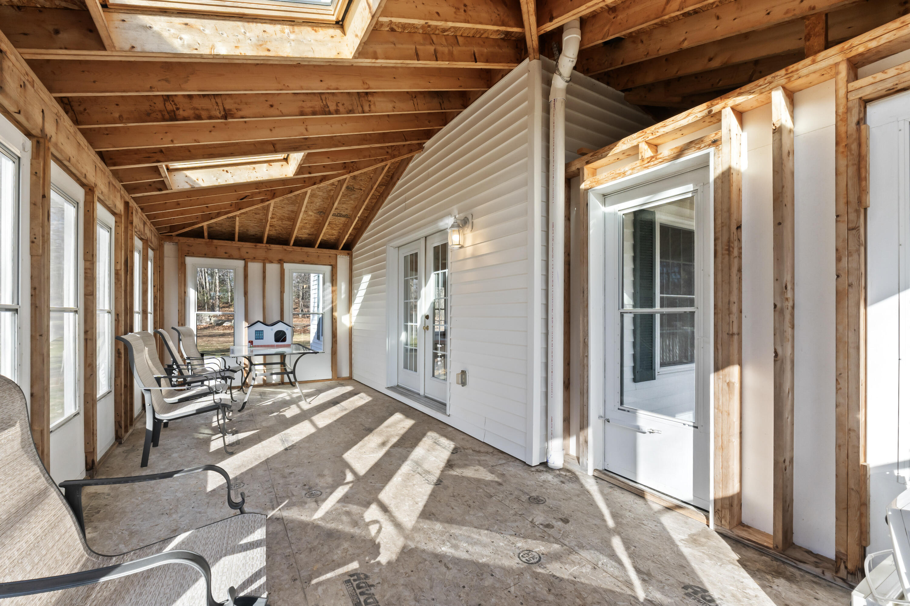 369 River Road Richmond, ME 04357 - Photo 28 of 98 Screened porch