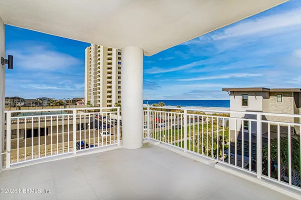 $4,550 | 1809 1st Street North, Unit 401, Jacksonville Beach, FL 32250