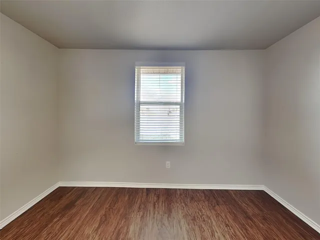 $1,599 | 215 Bobbie Ann Court, Granbury, TX 76049