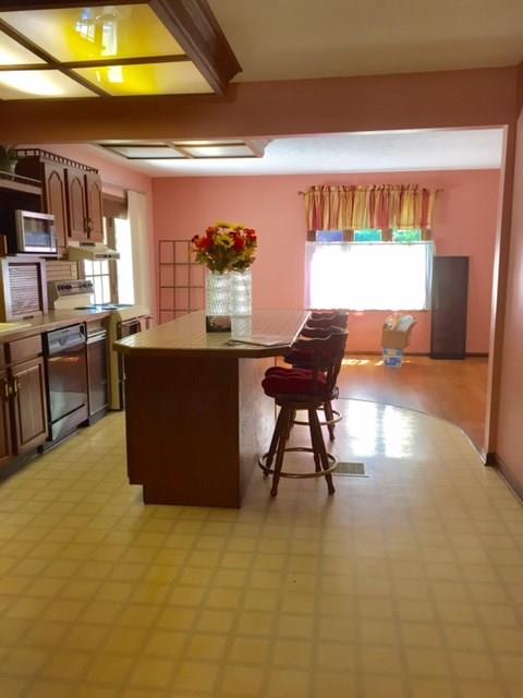 325 Kindig Road Indianapolis, IN 46217 - Photo 6 of 17 Gallery Image 6
