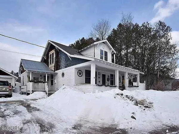 $259,500 | 6 Clunis Street, Hadley, NY 12835