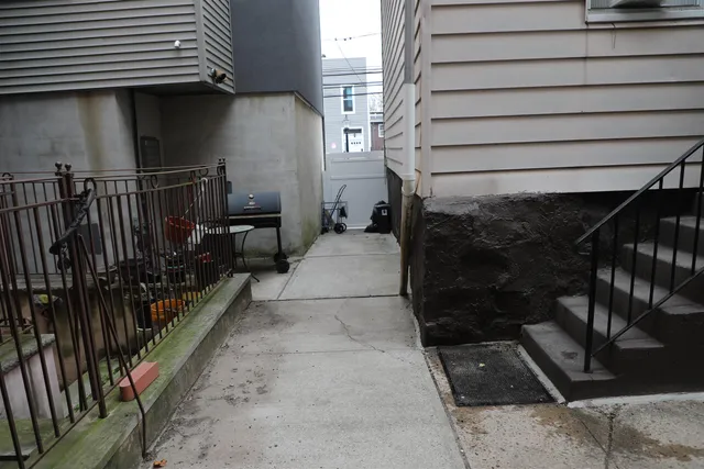 $489,000 | 2906 Central Avenue, Union City, NJ 07087