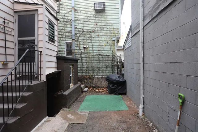 $489,000 | 2906 Central Avenue, Union City, NJ 07087