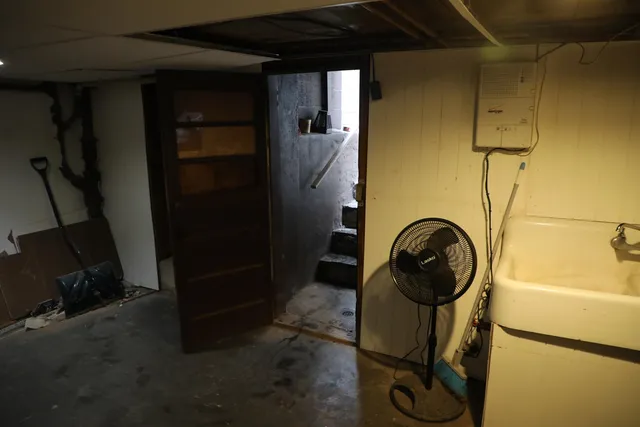 $489,000 | 2906 Central Avenue, Union City, NJ 07087