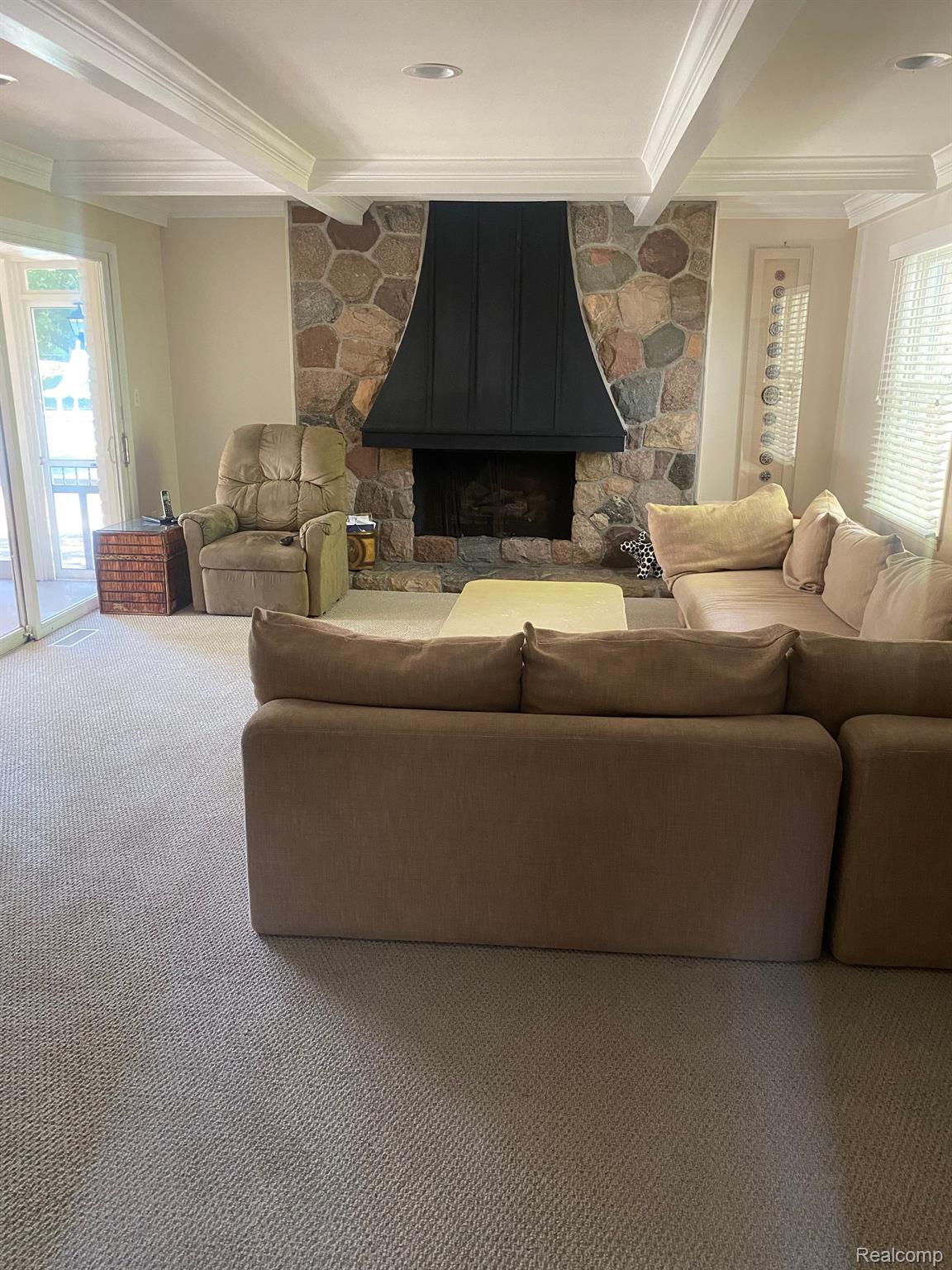 26420 Normandy Road Franklin, MI 48025 - Photo 22 of 32 Living Room