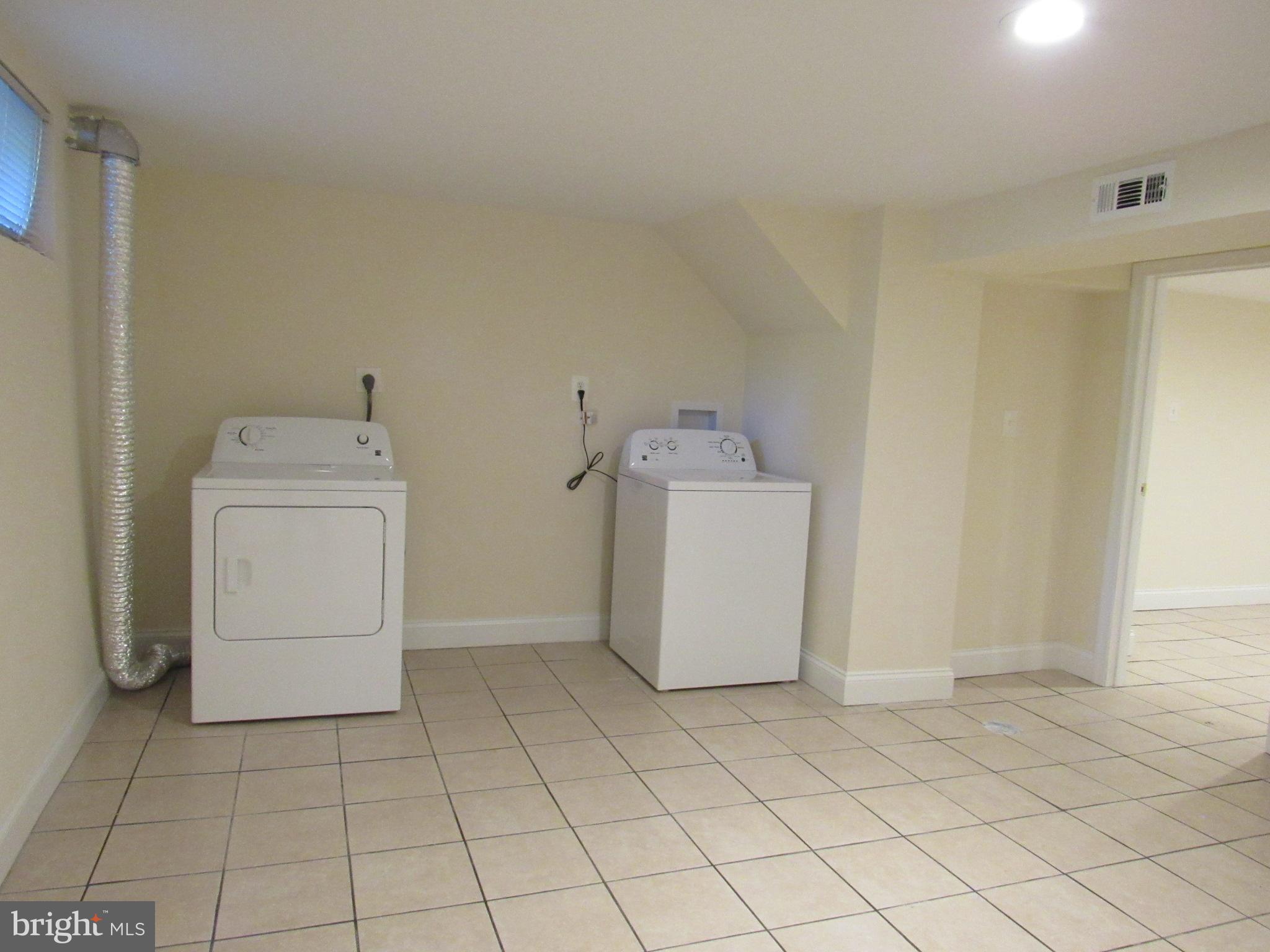 1700 Tioga Road Fort Washington, MD 20744 - Photo 24 of 30 Lower Level Laundry