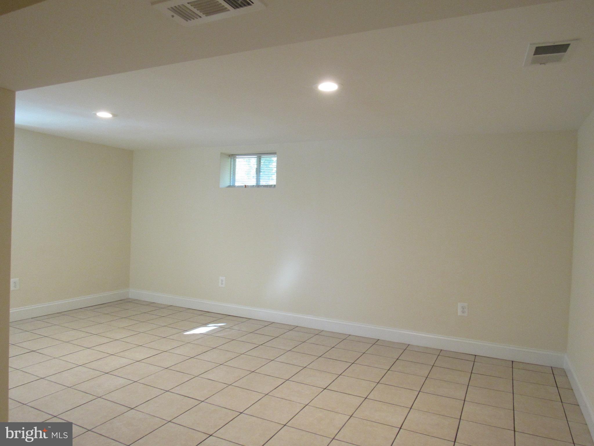 1700 Tioga Road Fort Washington, MD 20744 - Photo 25 of 30 Lower Level Bedroom