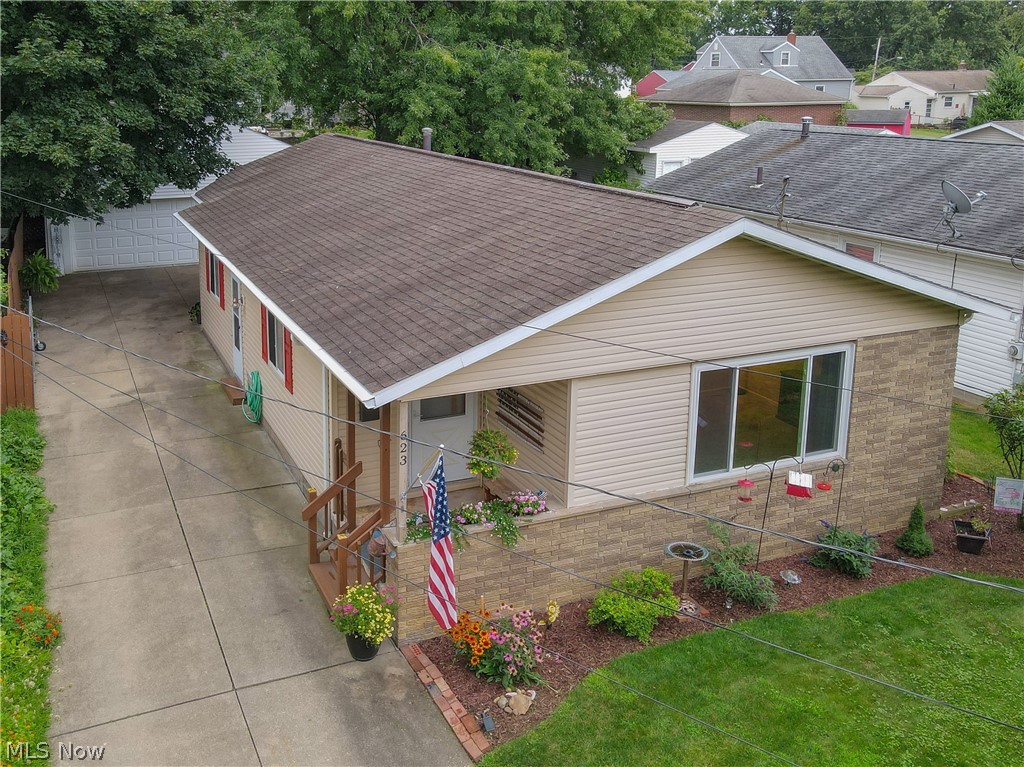 623 Bridge Road Akron, OH 44312 - Photo 4 of 35