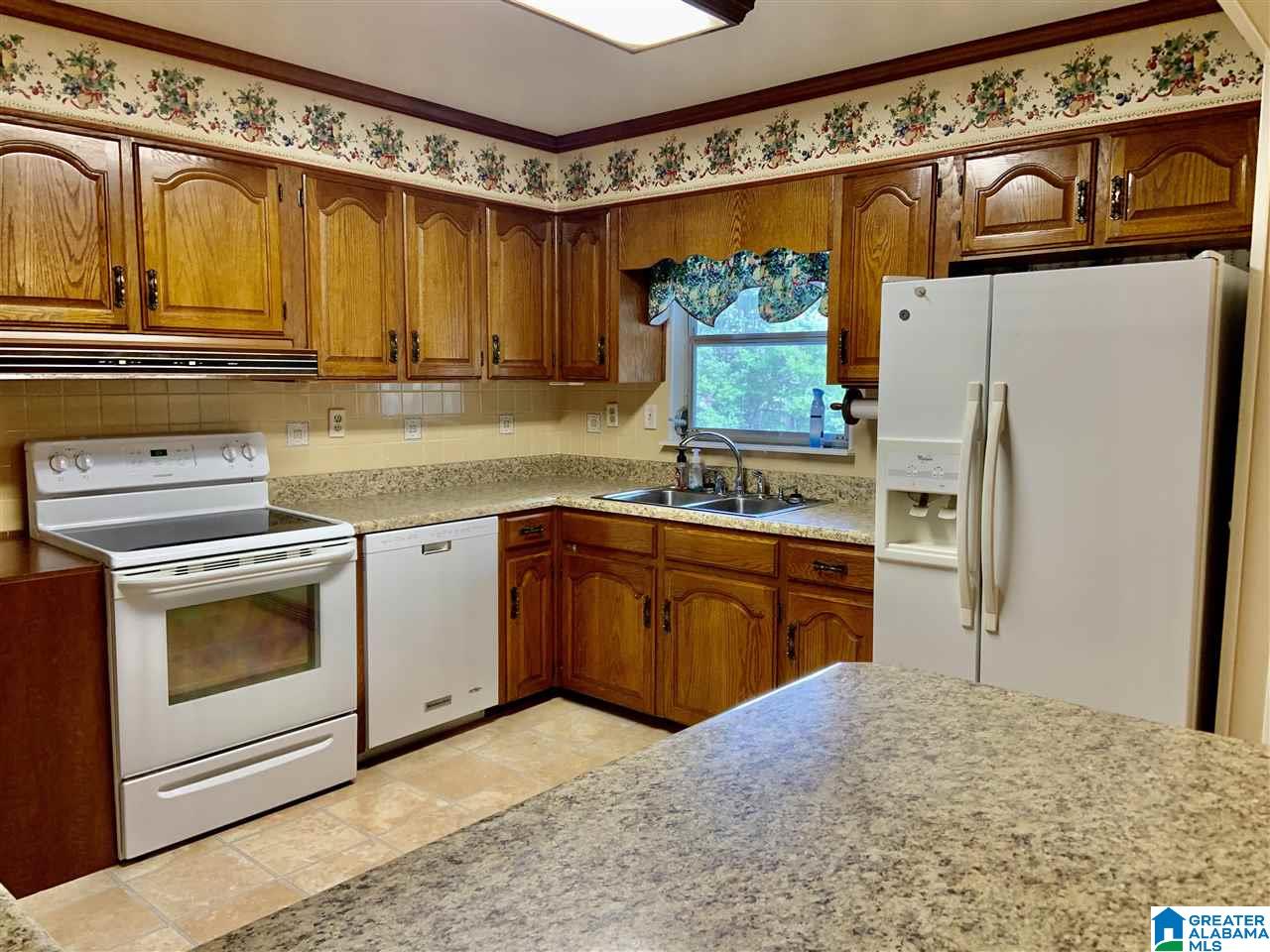 311 Westview Road Gardendale, AL 35071 - Photo 8 of 23
