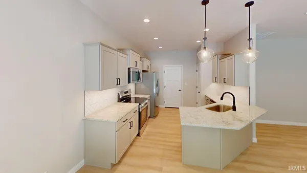 $354,900 | 230 West Vine Street, Delphi, IN 46923