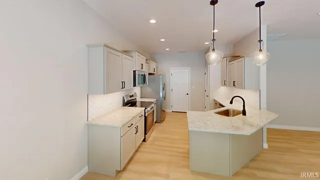 $354,900 | 230 West Vine Street, Delphi, IN 46923