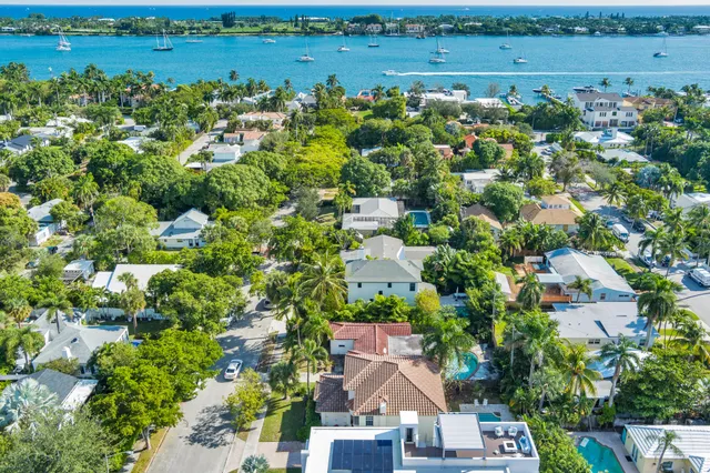 $3,695,000 | 244 31st Court, West Palm Beach, FL 33407