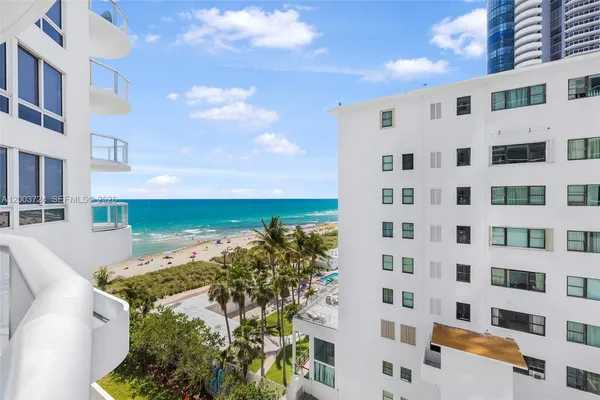 $3,350 | 6365 Collins Avenue, Unit 805, Miami Beach, FL 33141