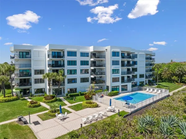 $645,000 | 1700 Ocean Drive, Unit 202V, Vero Beach, FL 32963