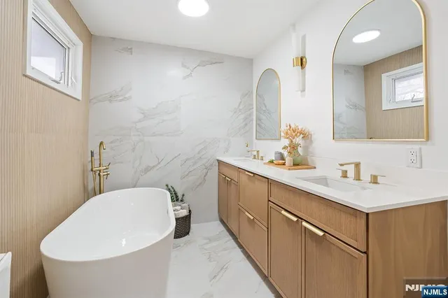 $699,000 | 290 Queen Anne Road, Teaneck, NJ 07666