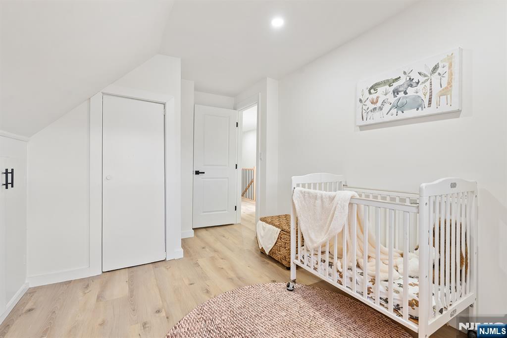 290 Queen Anne Road Teaneck, NJ 07666 - Photo 20 of 32