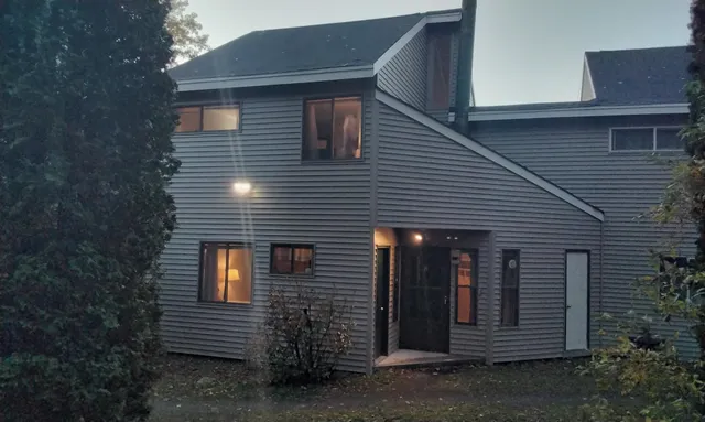 $320,000 | 34 Liberty Lane, Unit 2, Thornton, NH 03285