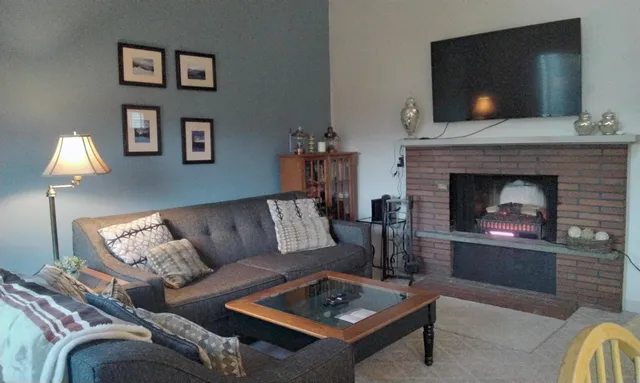 $320,000 | 34 Liberty Lane, Unit 2, Thornton, NH 03285