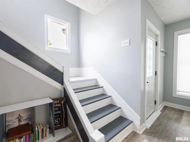 $244,900 | 619 North Santa Fe Avenue, Chillicothe, IL 61523