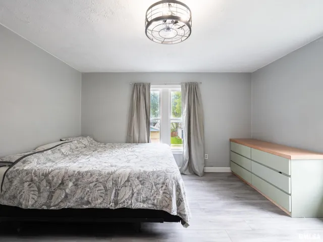 $244,900 | 619 North Santa Fe Avenue, Chillicothe, IL 61523