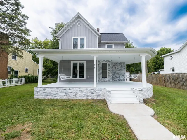 $244,900 | 619 North Santa Fe Avenue, Chillicothe, IL 61523