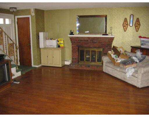 30 Squanto Road Woburn, MA 01801 - Photo 3 of 9
