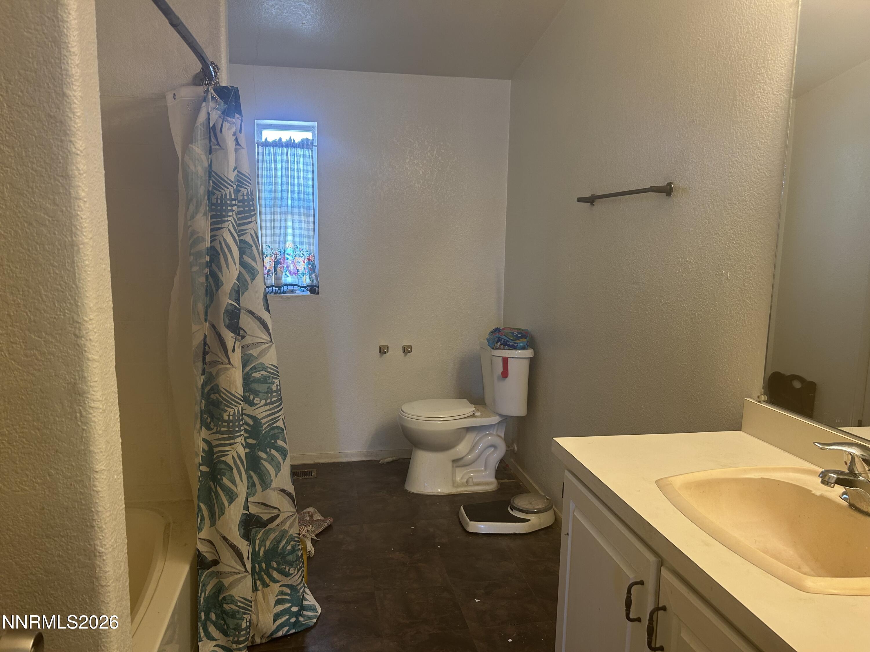 4251 Margoree Lane Fallon, NV 89406 - Photo 14 of 15 IMG_1165