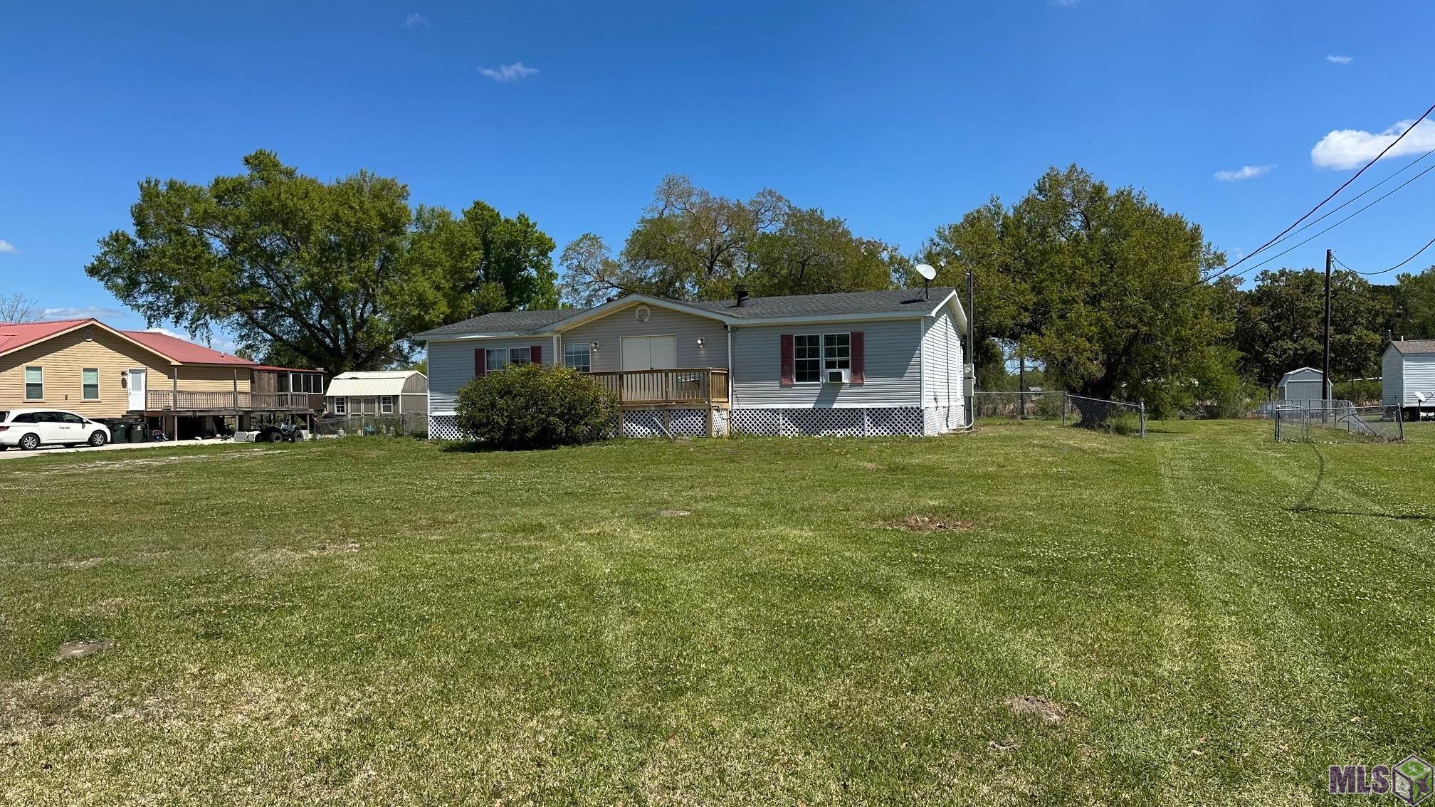 749 Aragon Road Montegut, LA 70377 - Photo 5 of 38