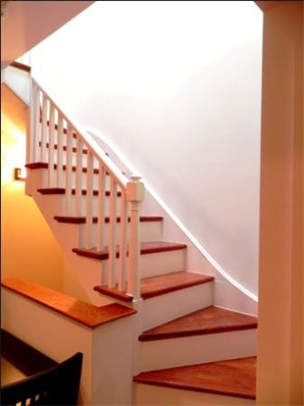 2 Mt Pleasant Place, Unit 2 Boston, MA 02119 - Photo 4 of 24