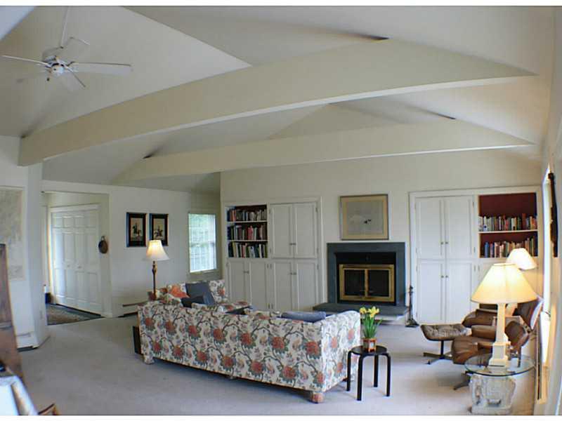 73 East Cundys Point Harpswell, ME 04079 - Photo 9 of 35 Living Room.