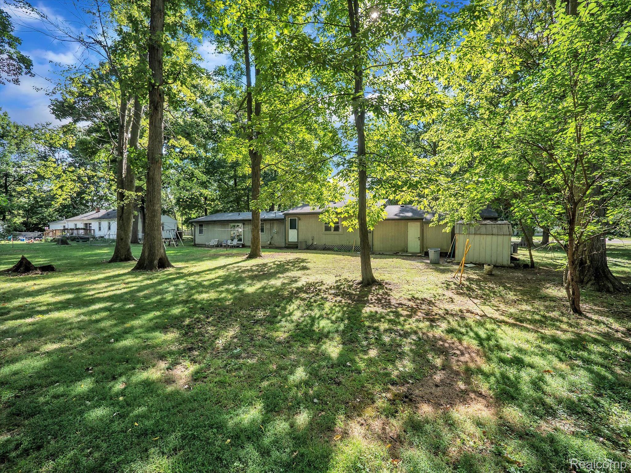 2491 Frankson Avenue Rochester, MI 48307 - Photo 44 of 45 Gallery Image 44