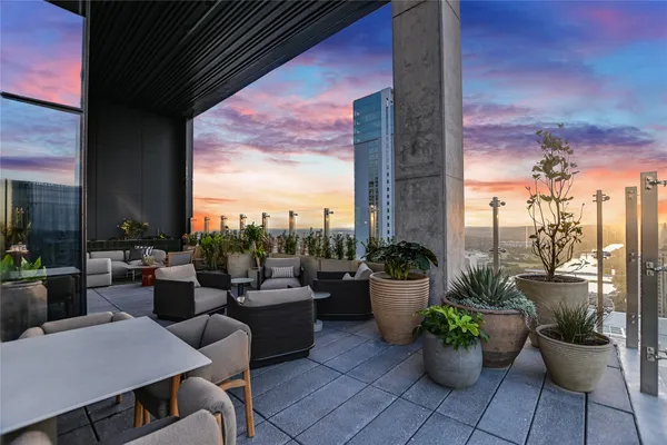 $4,900 | 610 Davis Street, Unit 2708, Austin, TX 78701